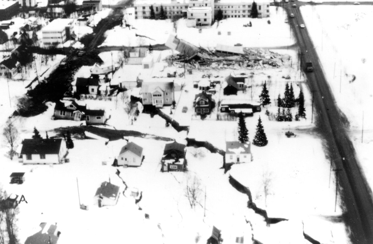Aerial view of the L Street landslide in Anchorage after the 1964 earthquake