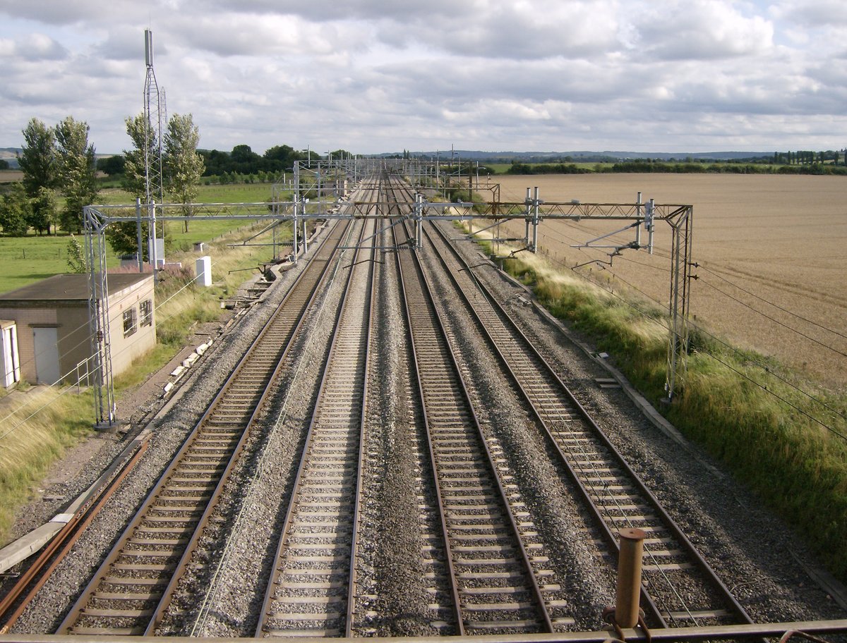 View over the West Coast Main Line toward Sears Crossing, Ledburn, Buckinghamshire