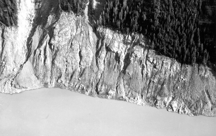 The trimline on the south shore of Lituya Bay, showing the wave damage line at 1,720 feet