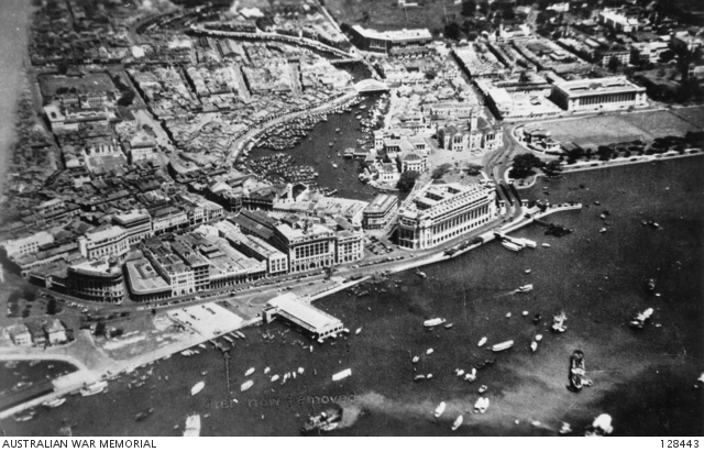 Singapore town and harbour area, circa 1939-1945