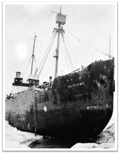 The bow of the SS Baychimo photographed in 1933 while drifting